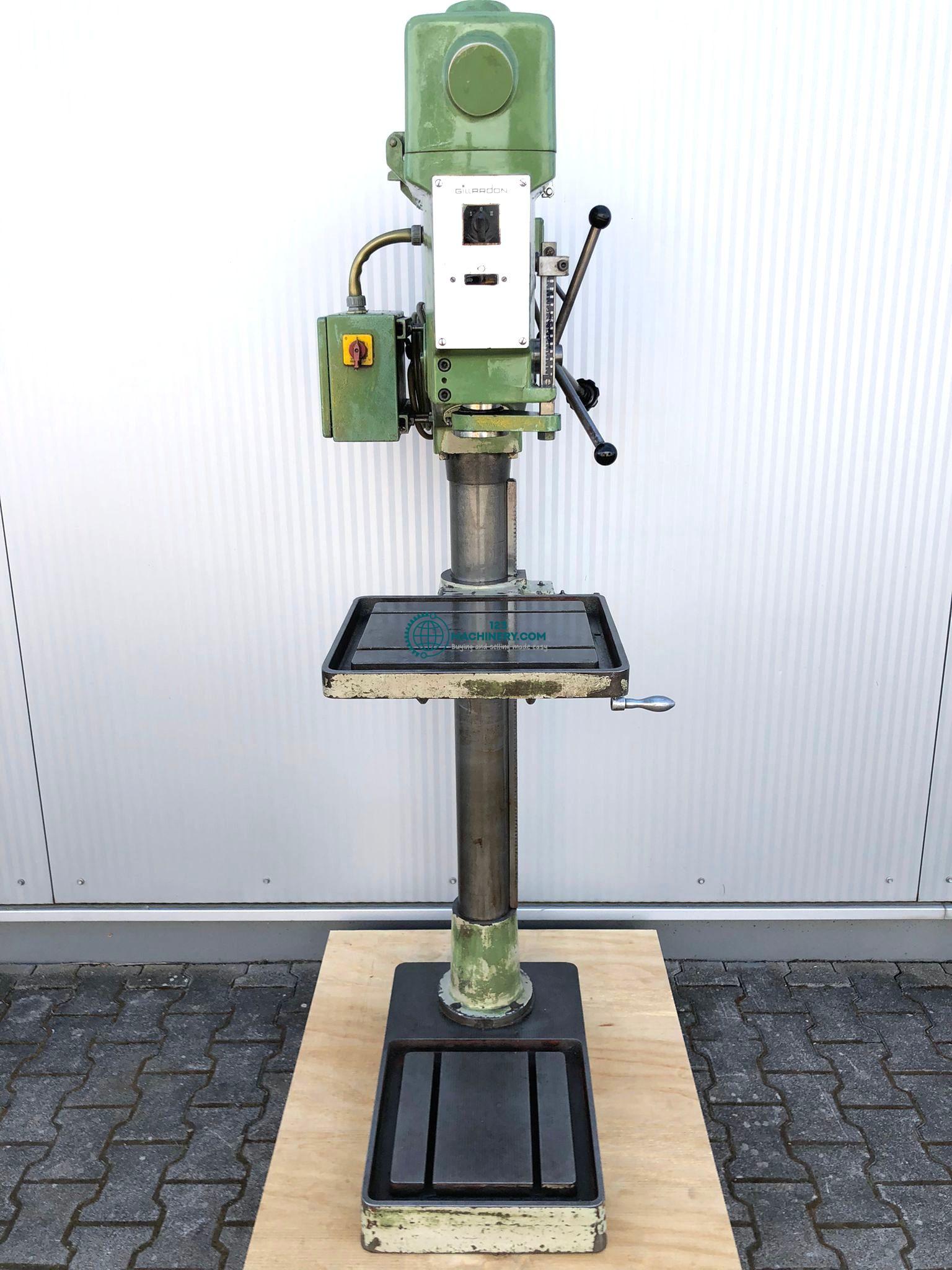 Gillardon GB16 Säulenbohrmaschine